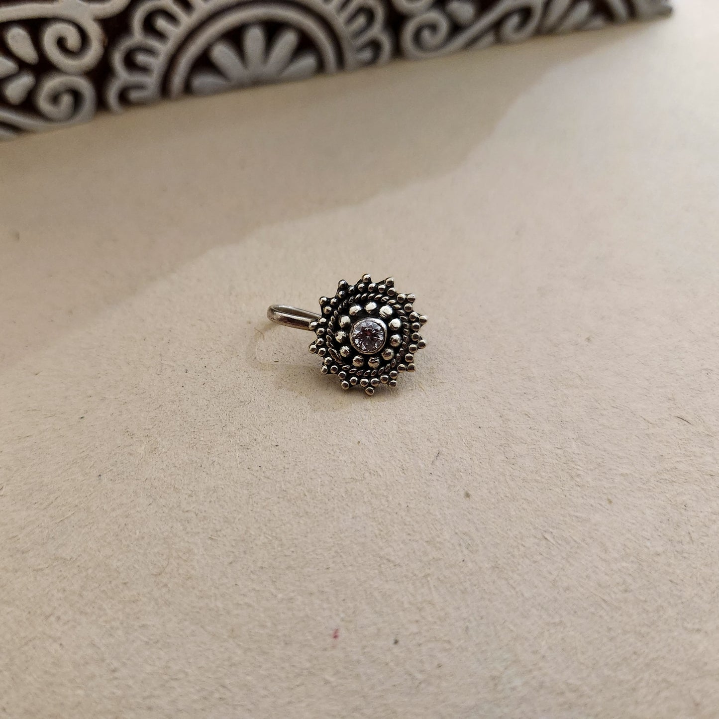 Mandala Stone Clip-On - The Amyra Box
