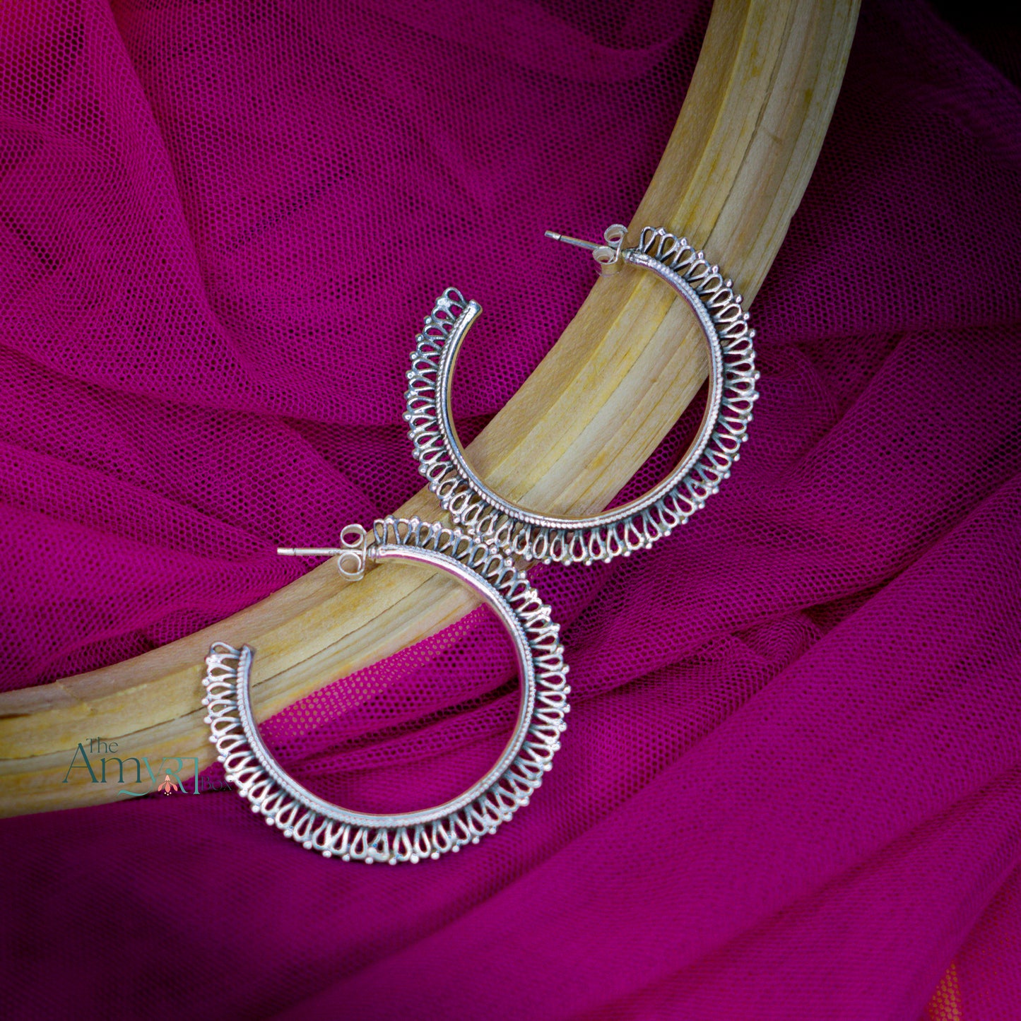 Quadrant Hoop - The Amyra Box