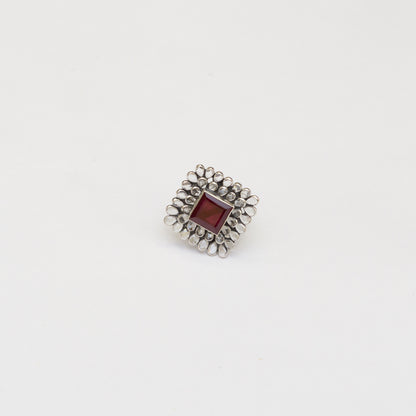 Coruscating Red Diamond Ring - The Amyra Box