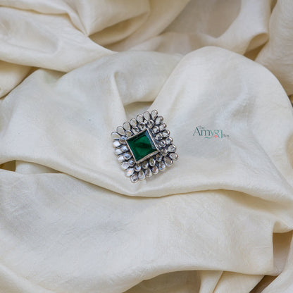 Coruscating Green Diamond Ring - The Amyra Box