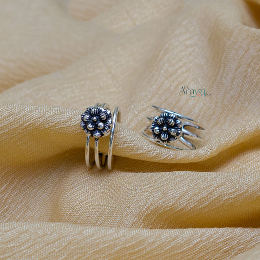 Falguni Toe Ring - The Amyra Box