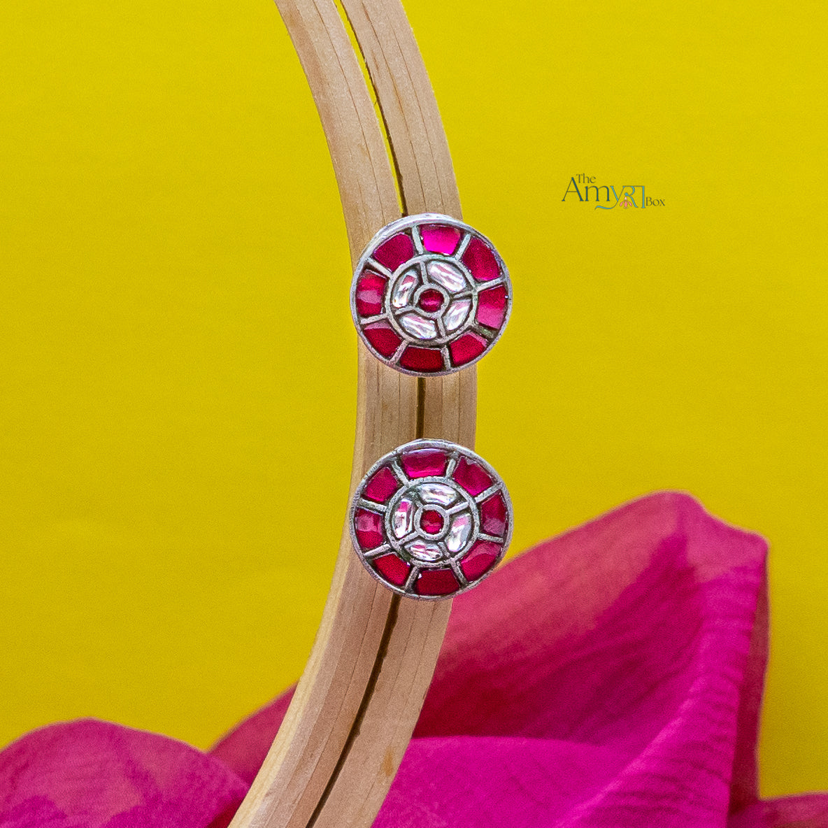 Rangrez Studs - The Amyra Box