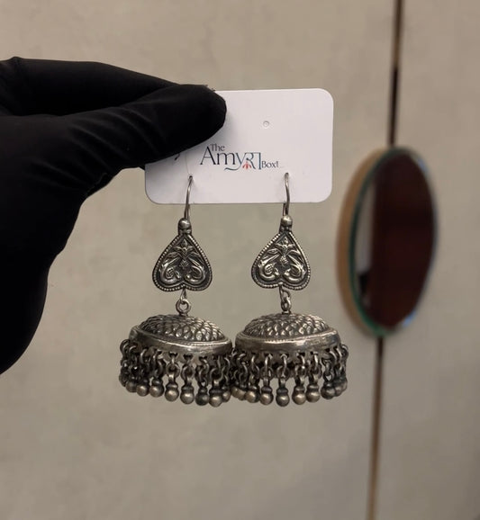 Aarunya Jhumka