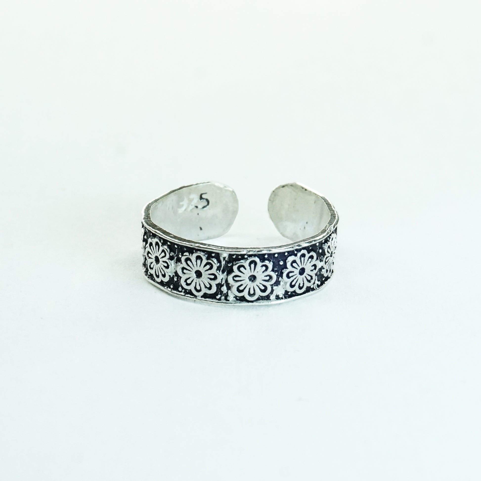 Abeer band toe ring - The Amyra Box