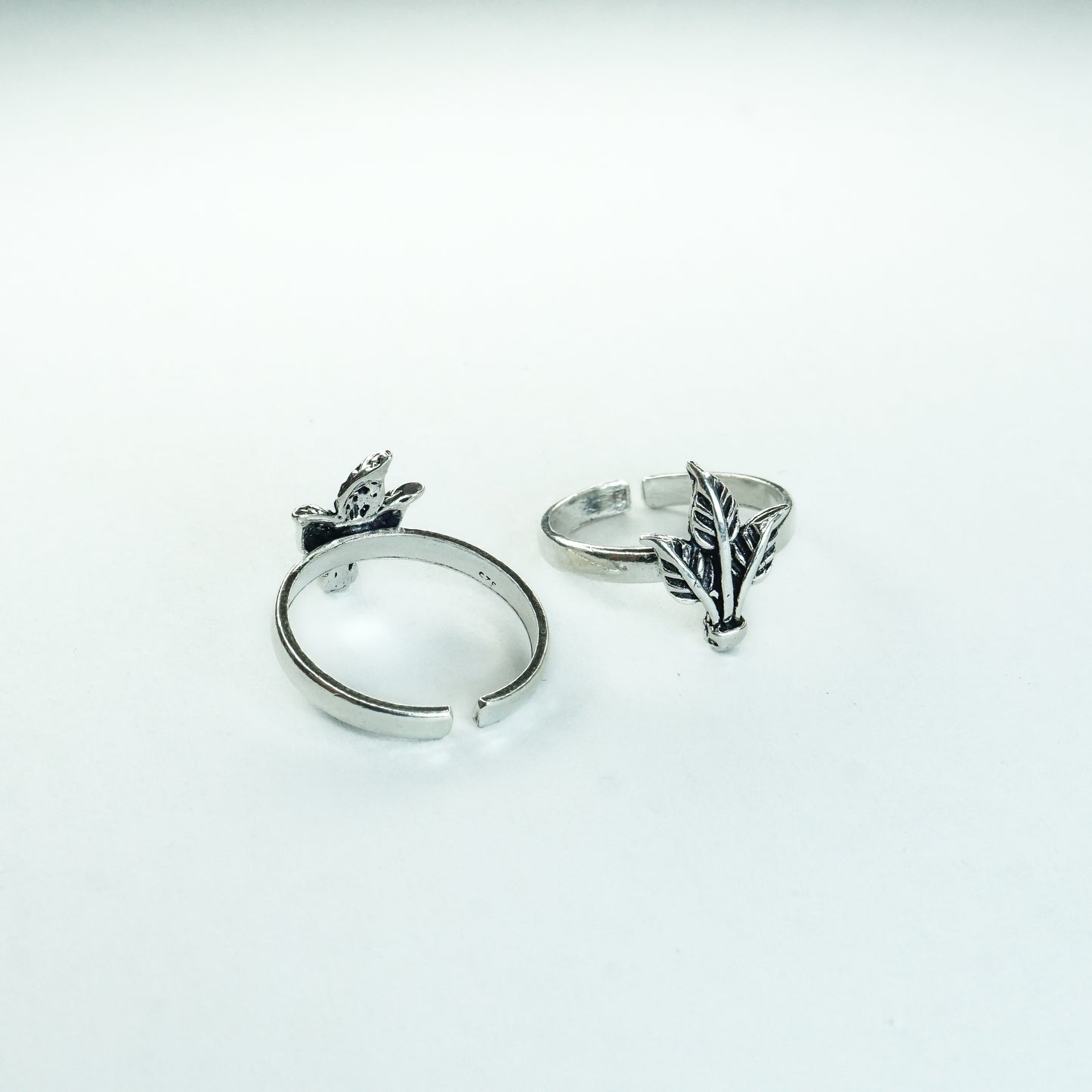 Mini Frond Toe Ring - The Amyra Box