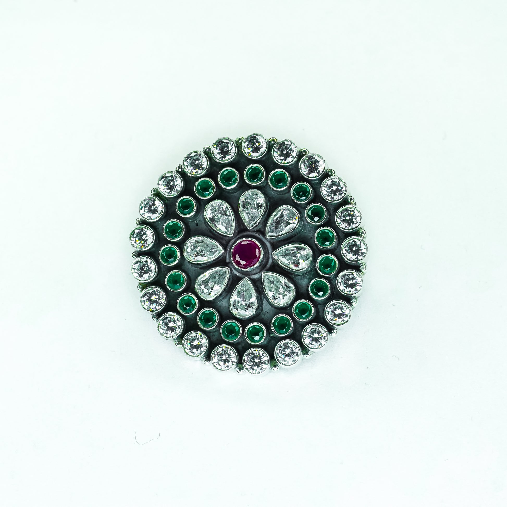 Aboli Traditional Brooch - The Amyra Box