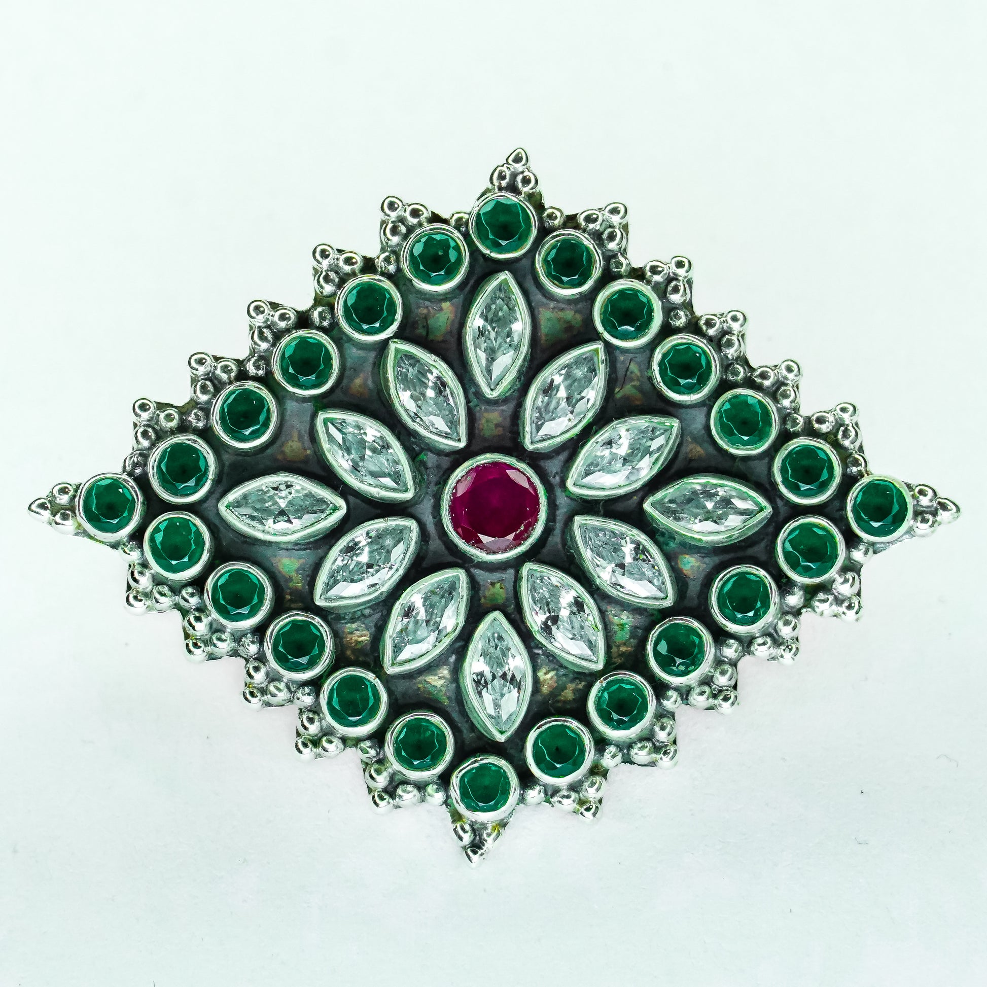 Ananya Traditional Brooch - The Amyra Box