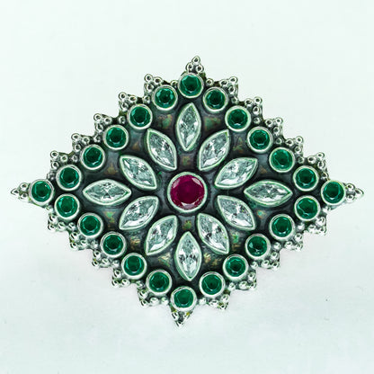 Ananya Traditional Brooch - The Amyra Box