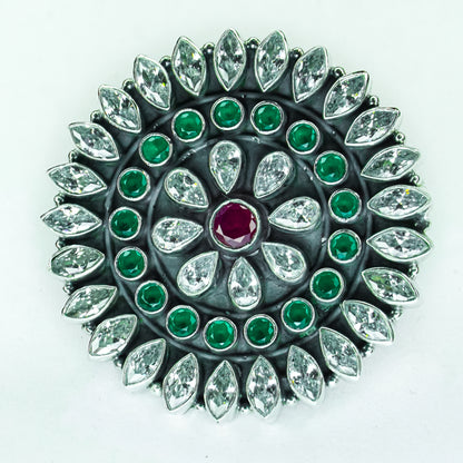 Arna Traditional Brooch - The Amyra Box