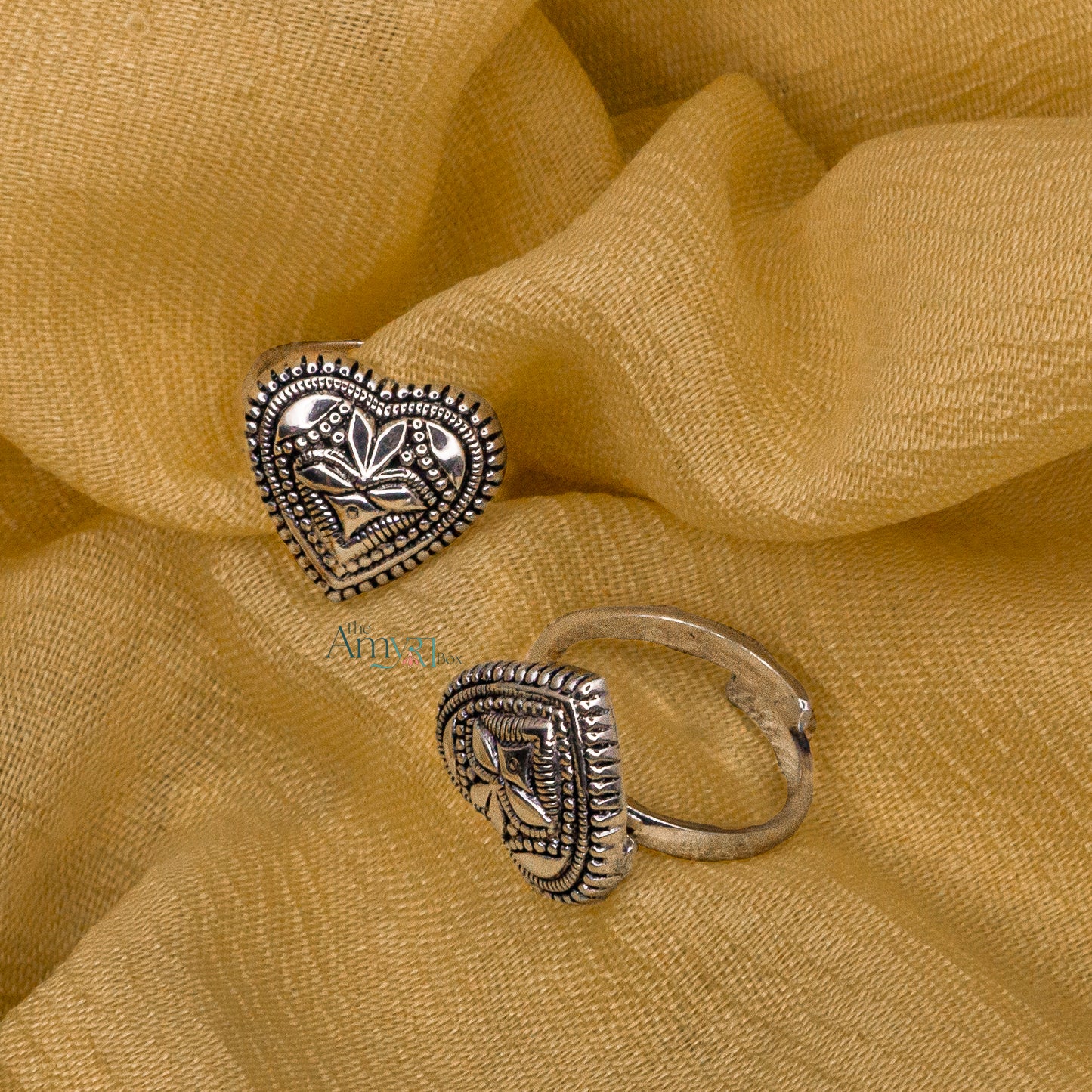 Heart Toe Ring - The Amyra Box