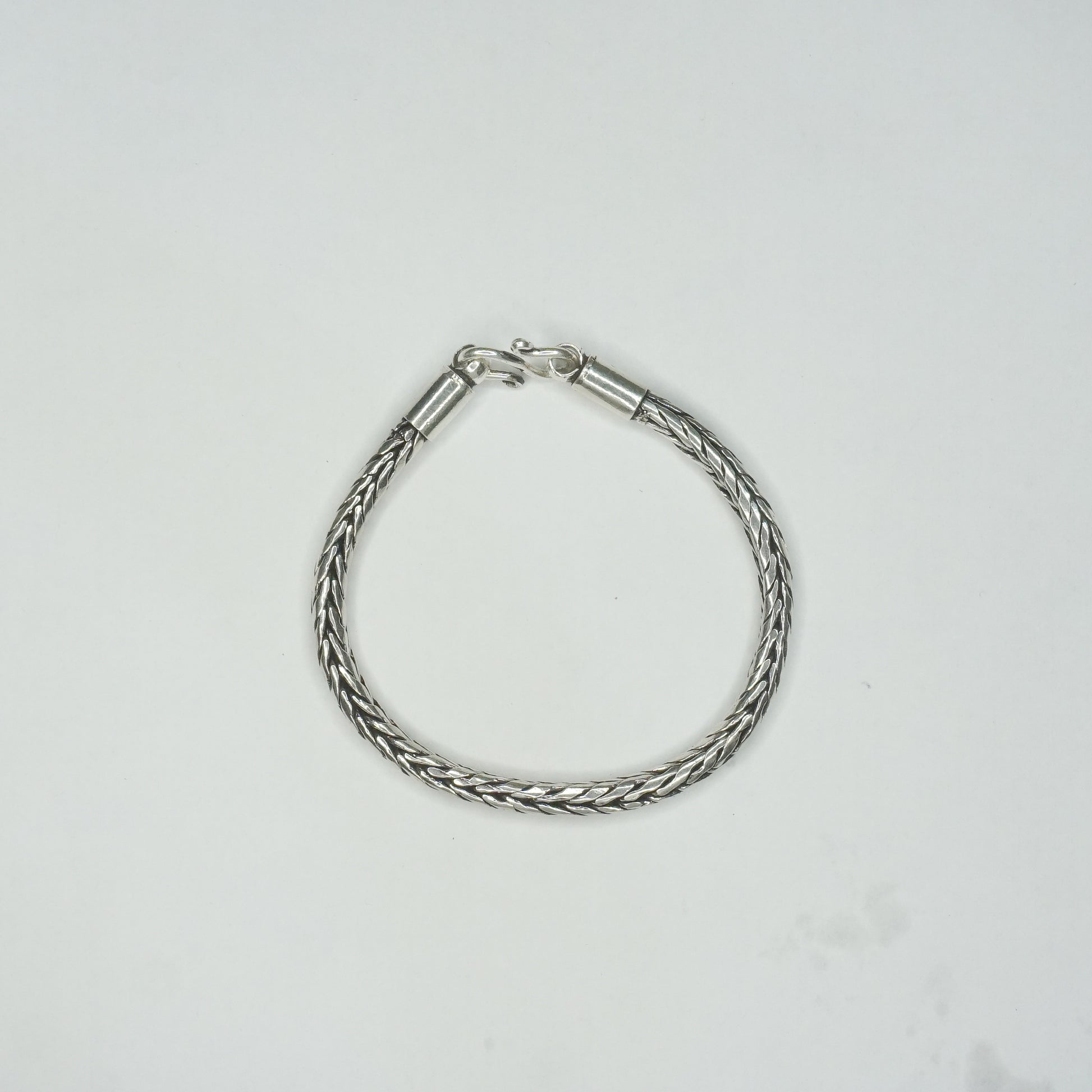 Thick Chain Tennis Bracelet - The Amyra Box