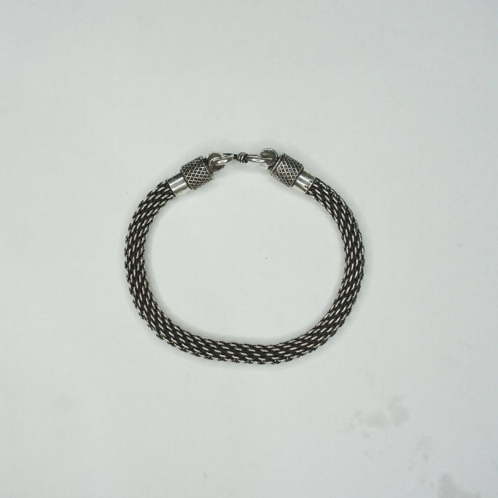 Bicycle Chain tennis bracelet - The Amyra Box