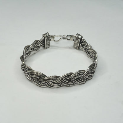 Braided Flat Tennis Bracelet - The Amyra Box