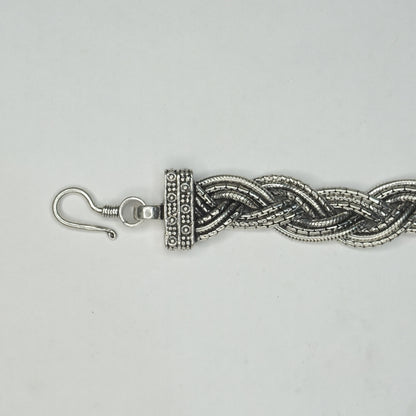 Braided Flat Tennis Bracelet - The Amyra Box