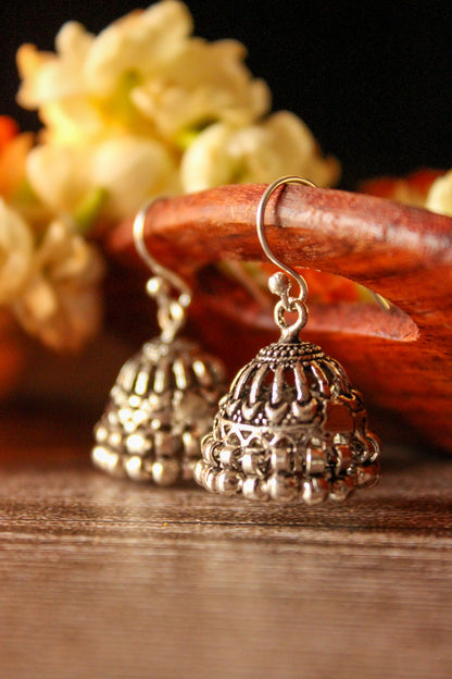 Ghumbad Jali Jhumka - The Amyra Box