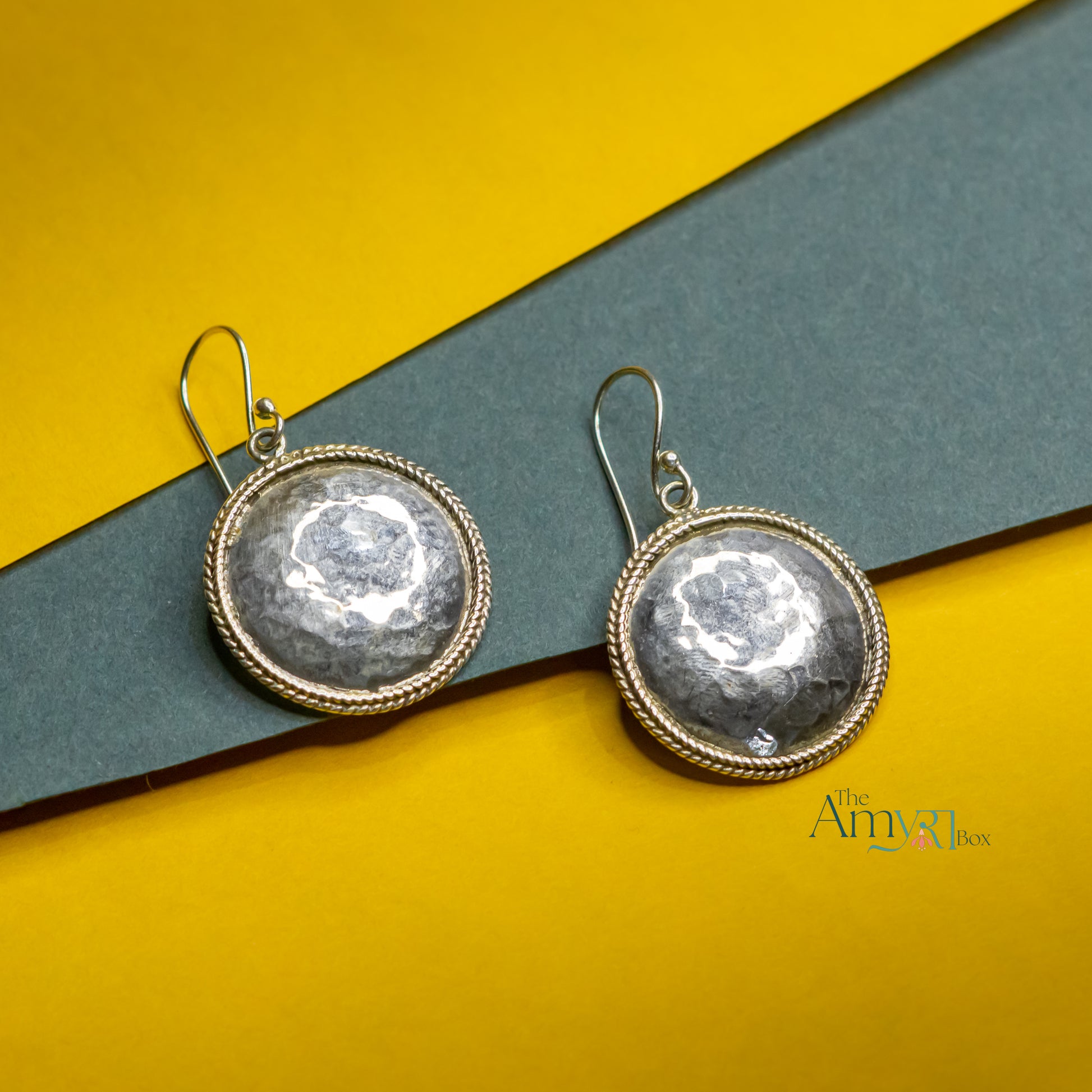 Full moon Earrings - The Amyra Box