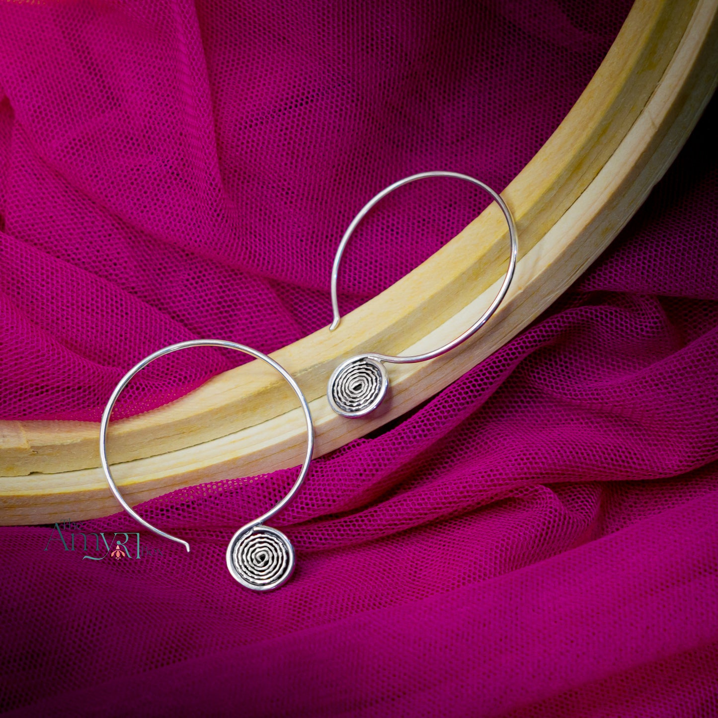 Timeless Hoops - The Amyra Box