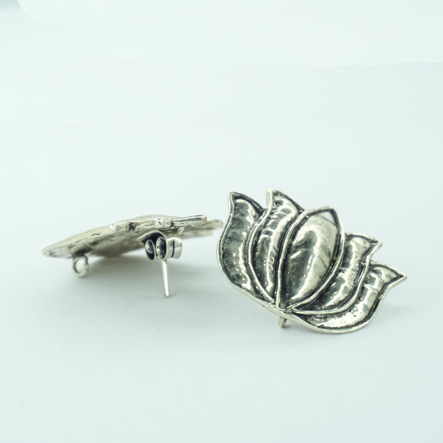 Lotus Studs - The Amyra Box