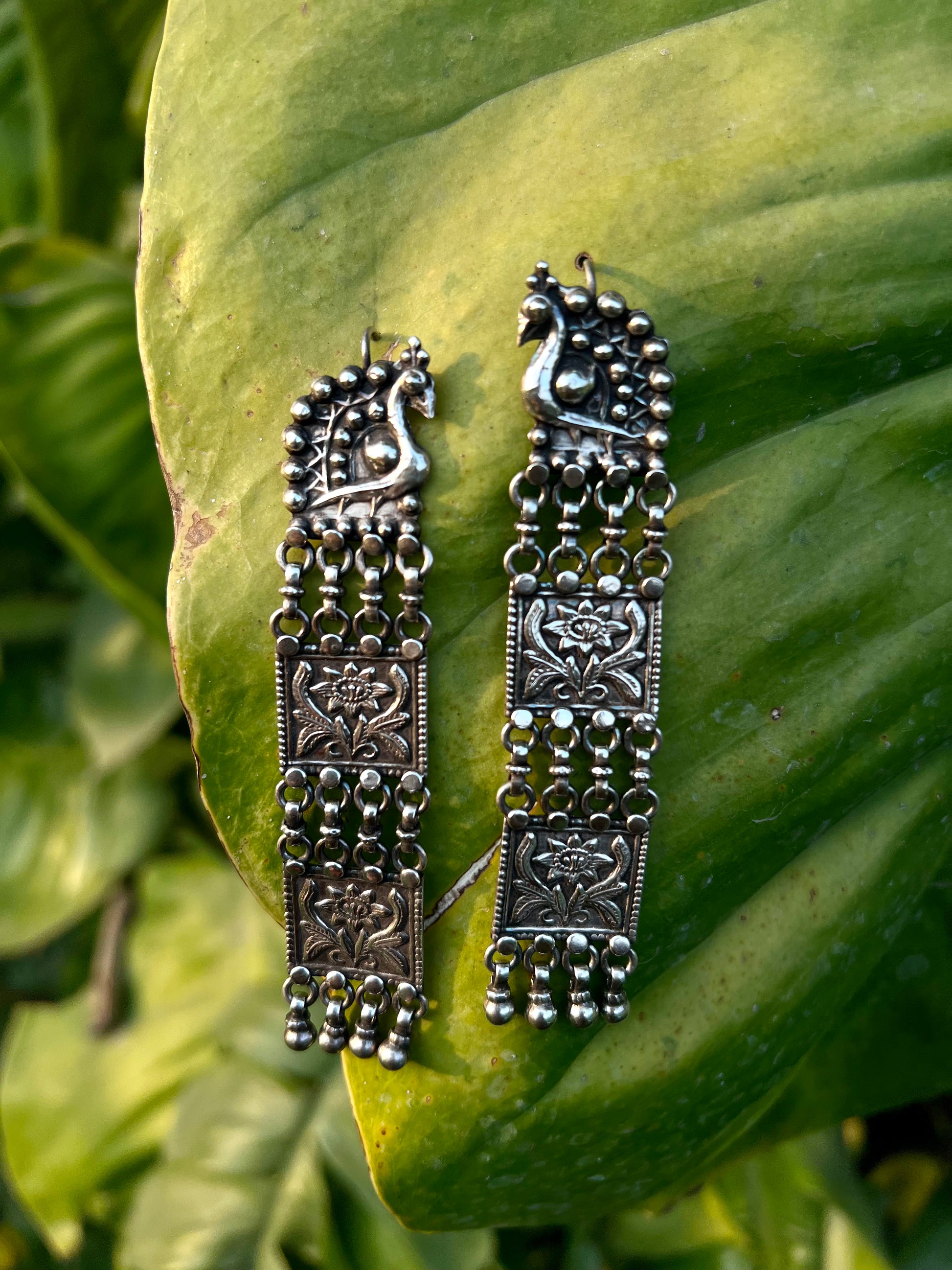 Mor Pankh Earrings - The Amyra Box